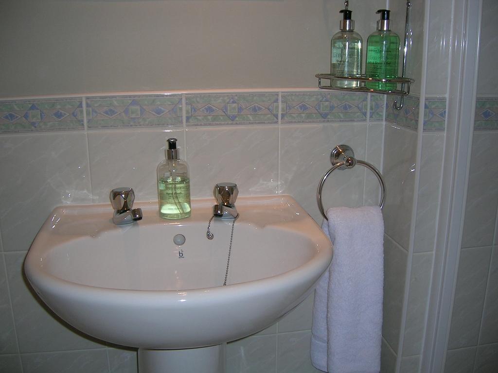 Achnacarry Guest House Perth Quarto foto